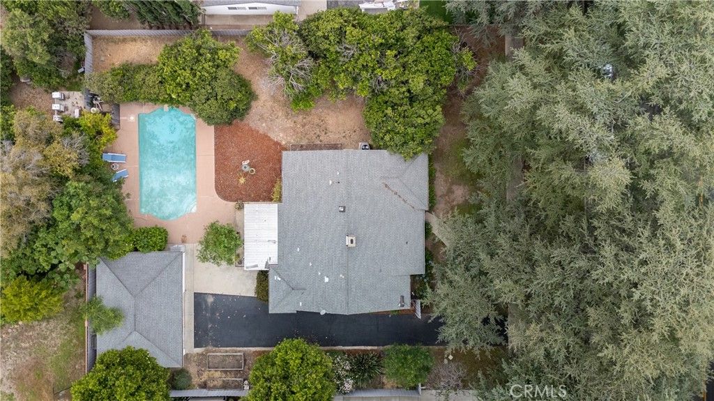 Image 45 of property listing at 10542 White Oak Avenue, Granada Hills, CA 91344