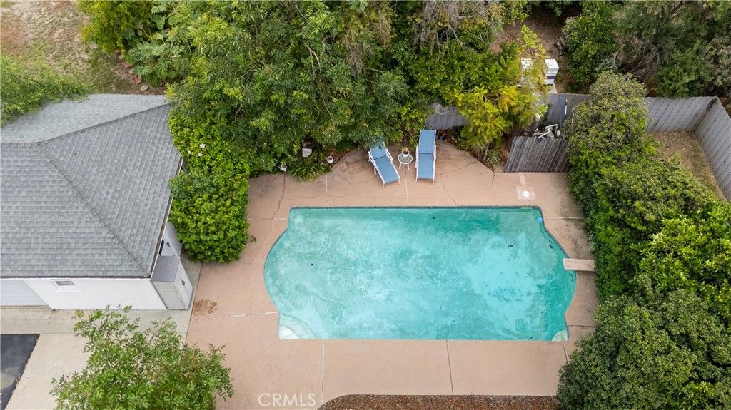 Image 49 of property listing at 10542 White Oak Avenue, Granada Hills, CA 91344