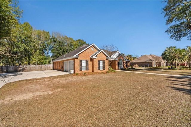 311 Powers Road, Satsuma, AL 36572