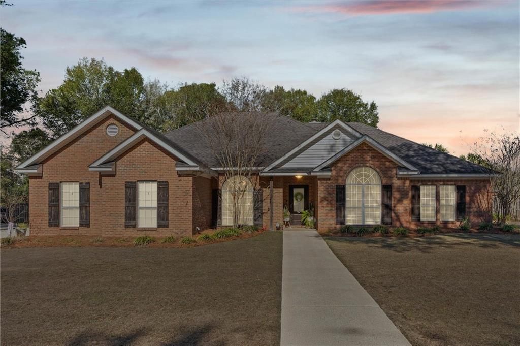 311 Powers Road, Satsuma, AL 36572