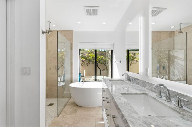1484 Via Del Sol, Jupiter, FL 33477