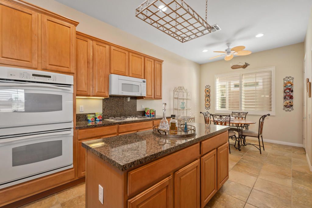 Image 16 of property listing at 40159 Camino Montecito, Indio, CA 92203