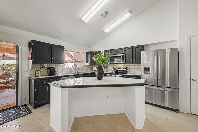 1238 E MINERAL Road, Gilbert, AZ 85234