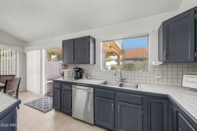 1238 E MINERAL Road, Gilbert, AZ 85234