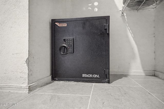 1238 E MINERAL Road, Gilbert, AZ 85234