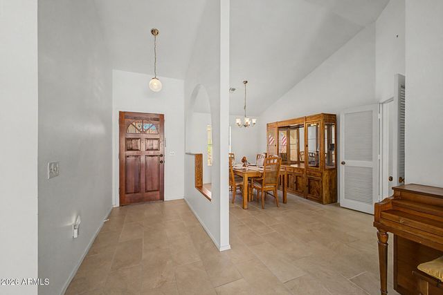 1238 E MINERAL Road, Gilbert, AZ 85234