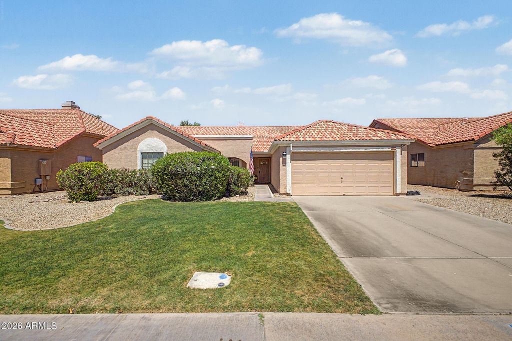 1238 E MINERAL Road, Gilbert, AZ 85234