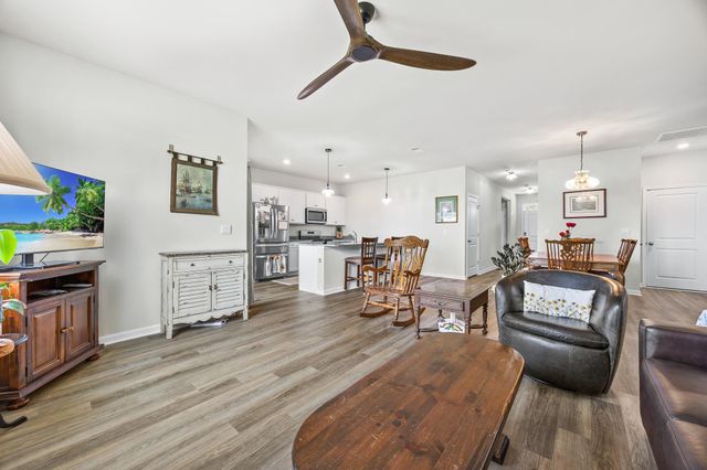 548 Hogwart Ln., Longs, SC 29568