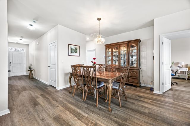 548 Hogwart Ln., Longs, SC 29568