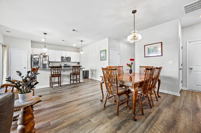 548 Hogwart Ln., Longs, SC 29568