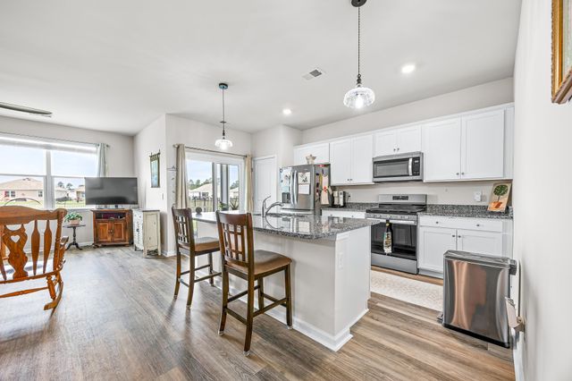 548 Hogwart Ln., Longs, SC 29568