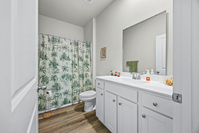 548 Hogwart Ln., Longs, SC 29568