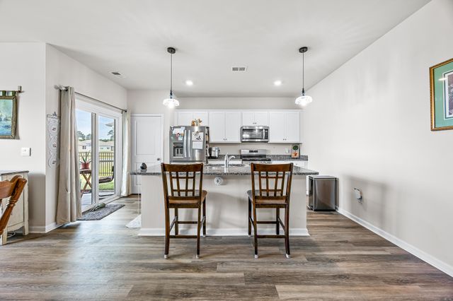 548 Hogwart Ln., Longs, SC 29568