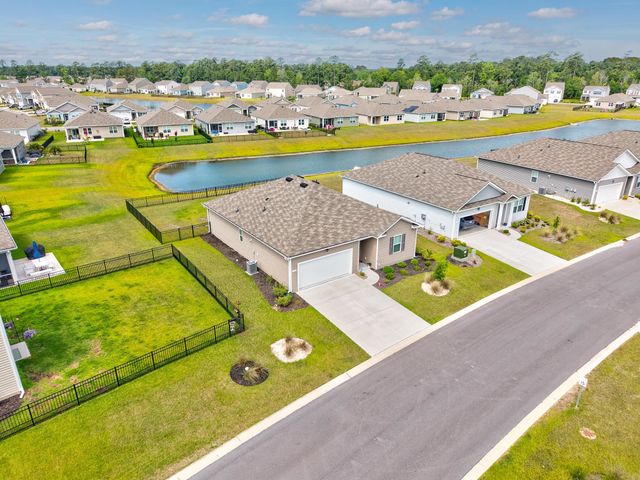 548 Hogwart Ln., Longs, SC 29568
