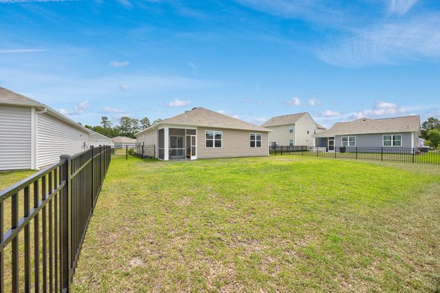 548 Hogwart Ln., Longs, SC 29568