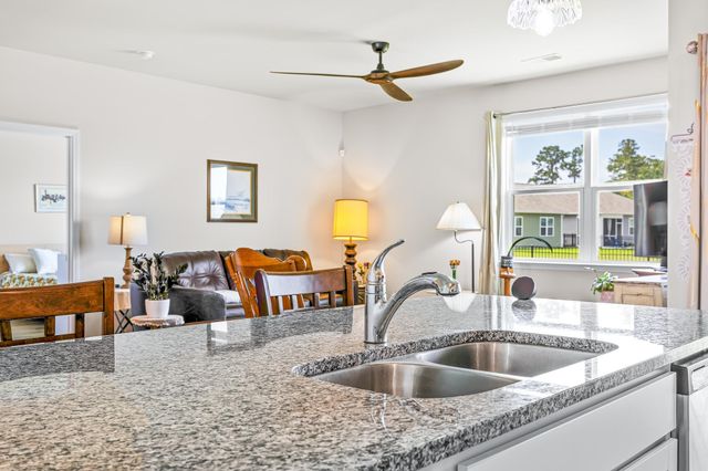 548 Hogwart Ln., Longs, SC 29568