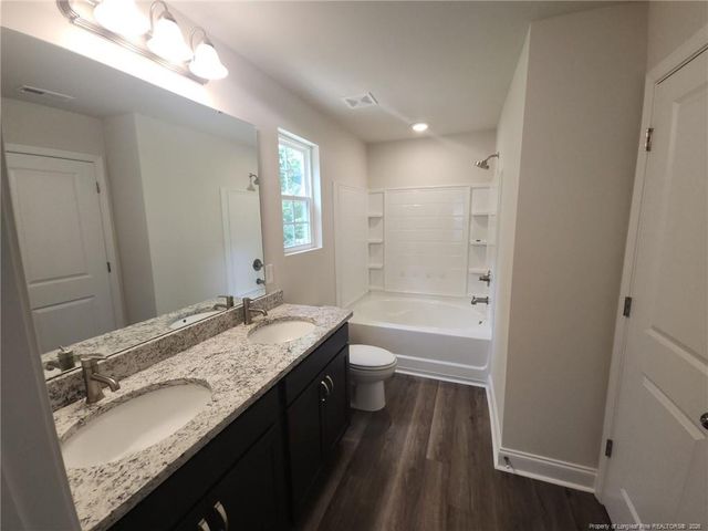 7811 Lucinda Lane, Linden, NC 28356