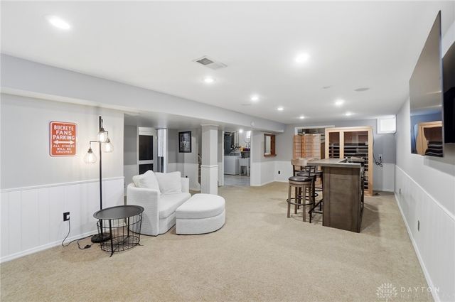 24 Peach Orchard Road, Oakwood, OH 45419