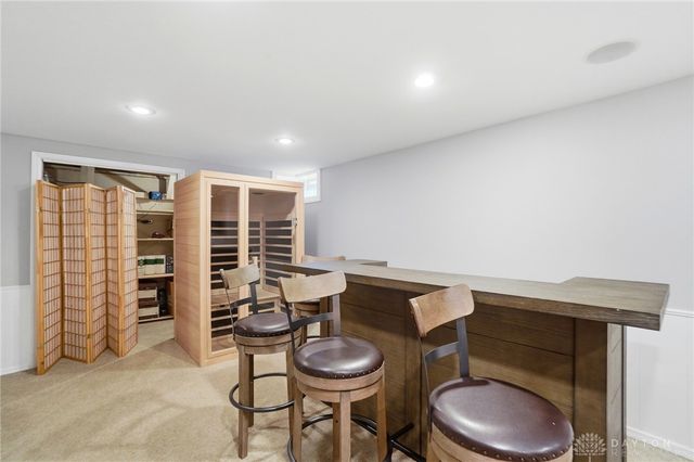 24 Peach Orchard Road, Oakwood, OH 45419