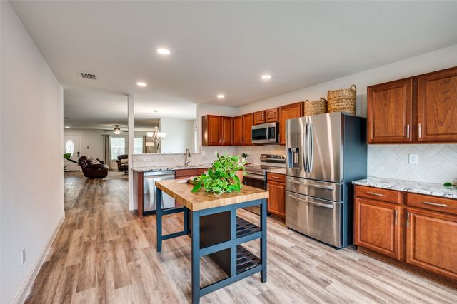 2120 Burnside Drive, Fort Worth, TX 76177