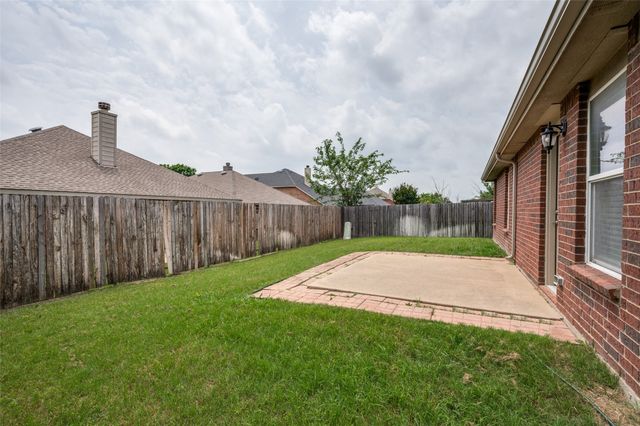 2120 Burnside Drive, Fort Worth, TX 76177