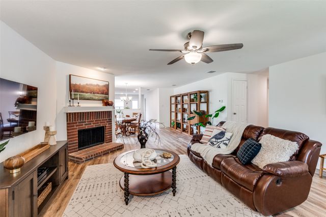 2120 Burnside Drive, Fort Worth, TX 76177