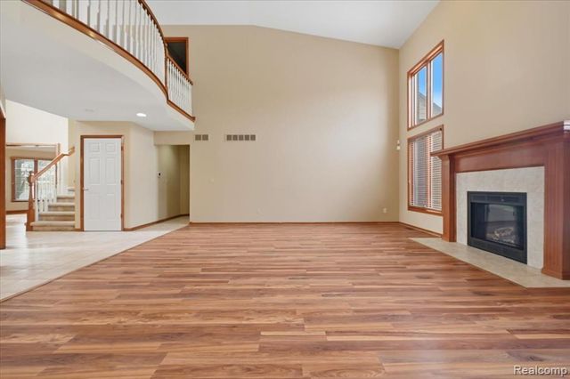 21797 Ambassador Drive, Macomb, MI 48044