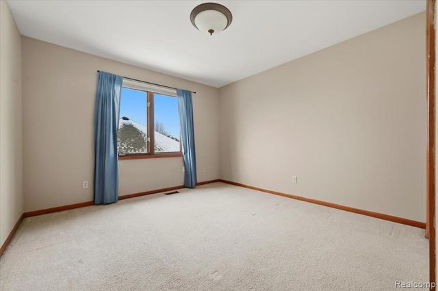 21797 Ambassador Drive, Macomb, MI 48044