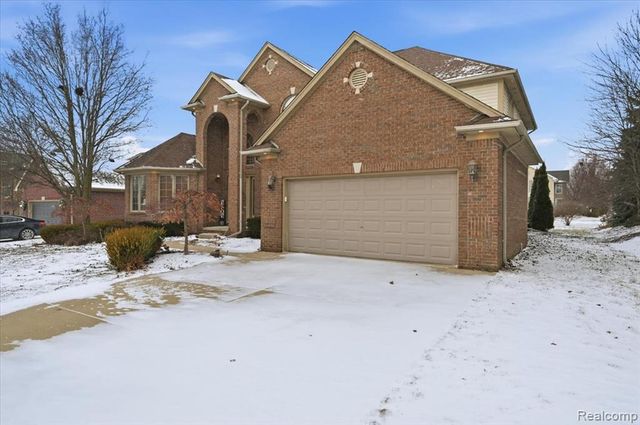 21797 Ambassador Drive, Macomb, MI 48044