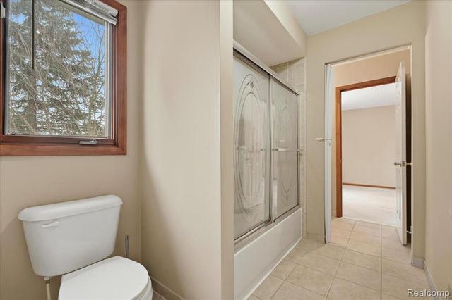 21797 Ambassador Drive, Macomb, MI 48044