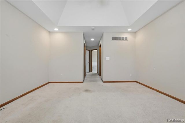 21797 Ambassador Drive, Macomb, MI 48044