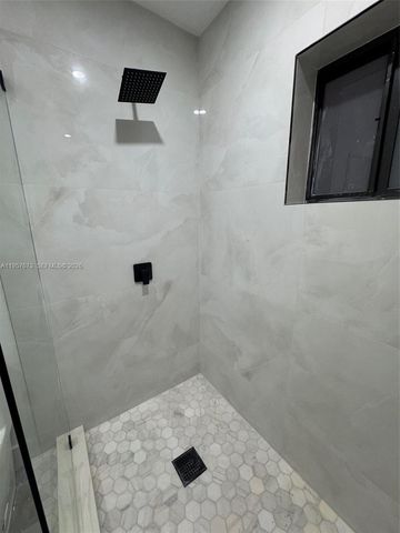 8901 NW 32nd Ave, Miami, FL 33147