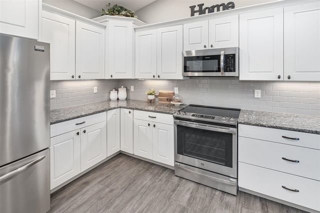 9470 Sassafras Trail, Portage, MI 49002