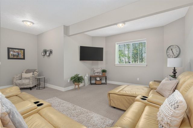 9470 Sassafras Trail, Portage, MI 49002