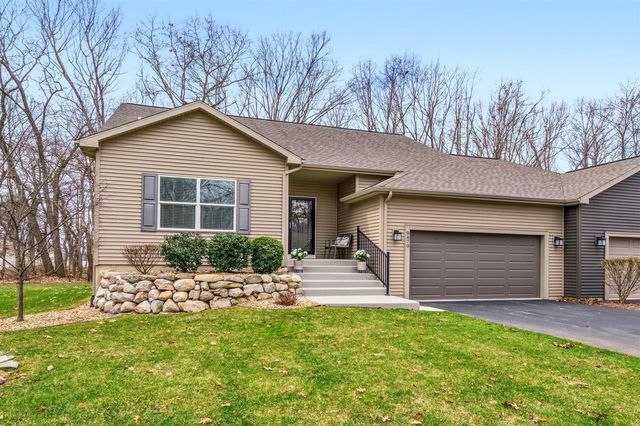 9470 Sassafras Trail, Portage, MI 49002