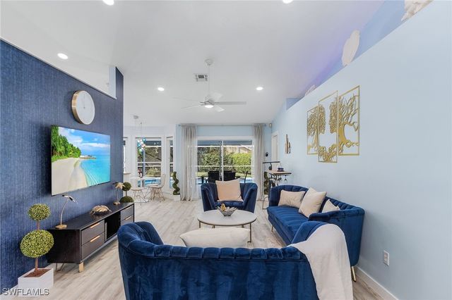 1899 Piccadilly Circus, Naples, FL 34112