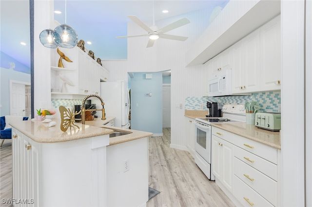 1899 Piccadilly Circus, Naples, FL 34112