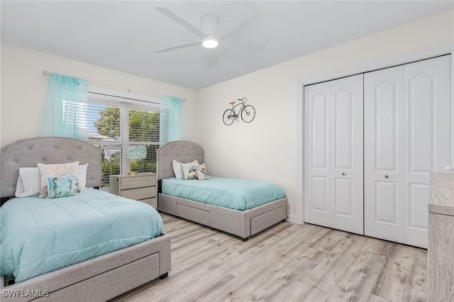 1899 Piccadilly Circus, Naples, FL 34112