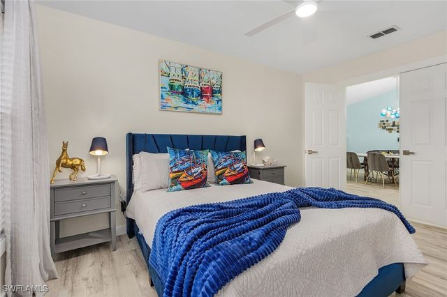 1899 Piccadilly Circus, Naples, FL 34112