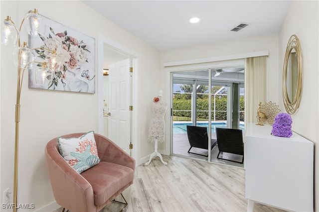 1899 Piccadilly Circus, Naples, FL 34112