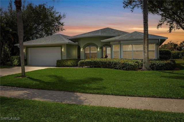 1899 Piccadilly Circus, Naples, FL 34112