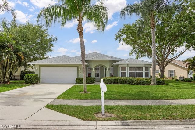 1899 Piccadilly Circus, Naples, FL 34112