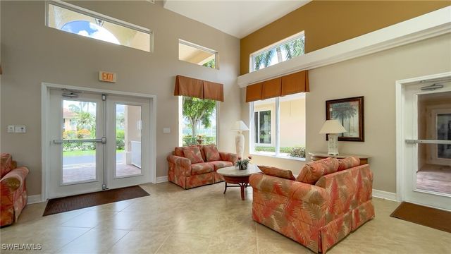 1899 Piccadilly Circus, Naples, FL 34112