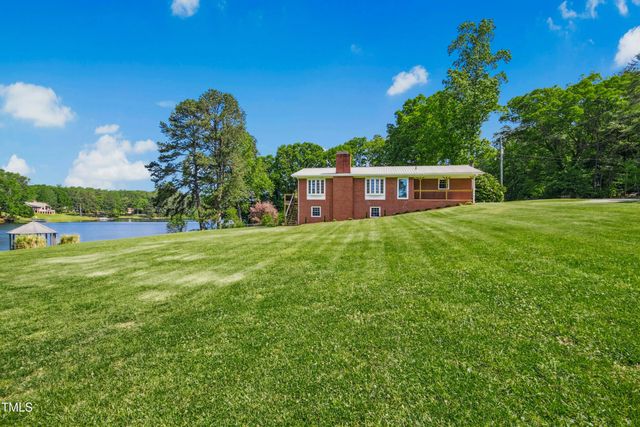 1415 Clearwater Drive, Sanford, NC 27330