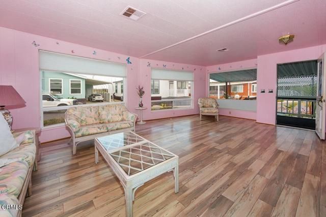 5540 W 5th Street 127, Oxnard, CA 93035