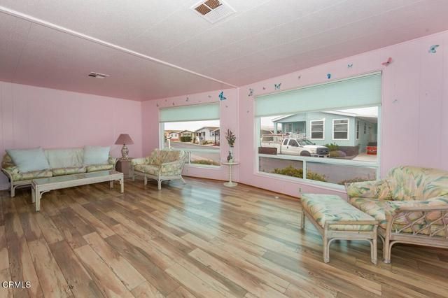 5540 W 5th Street 127, Oxnard, CA 93035