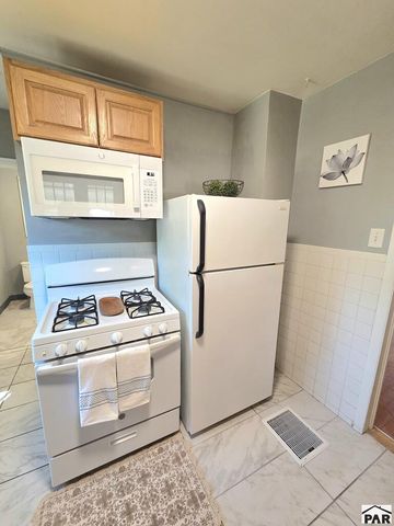 1813 Palmer Ave, Pueblo, CO 81004