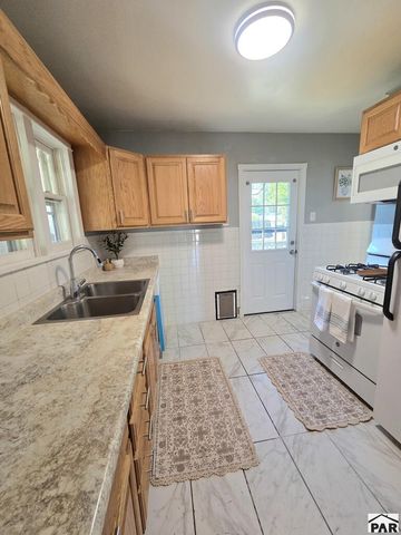 1813 Palmer Ave, Pueblo, CO 81004