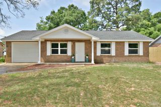 5771 Hermosa Cir, Pensacola, FL 32526
