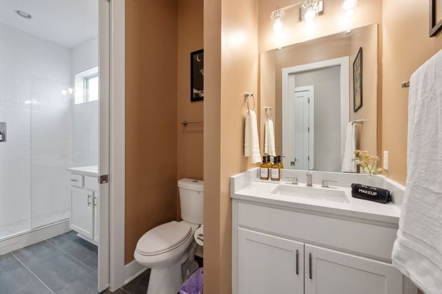 2719 Alameda St Apt 101, Nashville, TN 37208